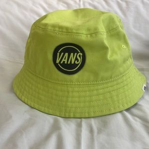 VANS bucket hat in yellow\green